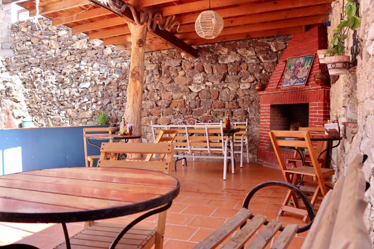 Hospedaje Pizza Azul Catorce Esterno foto